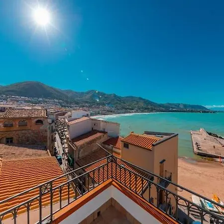 Roqamaris Cefalu